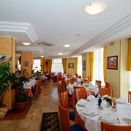 Grand Eurhotel Montesilvano Marina Dış mekan fotoğraf
