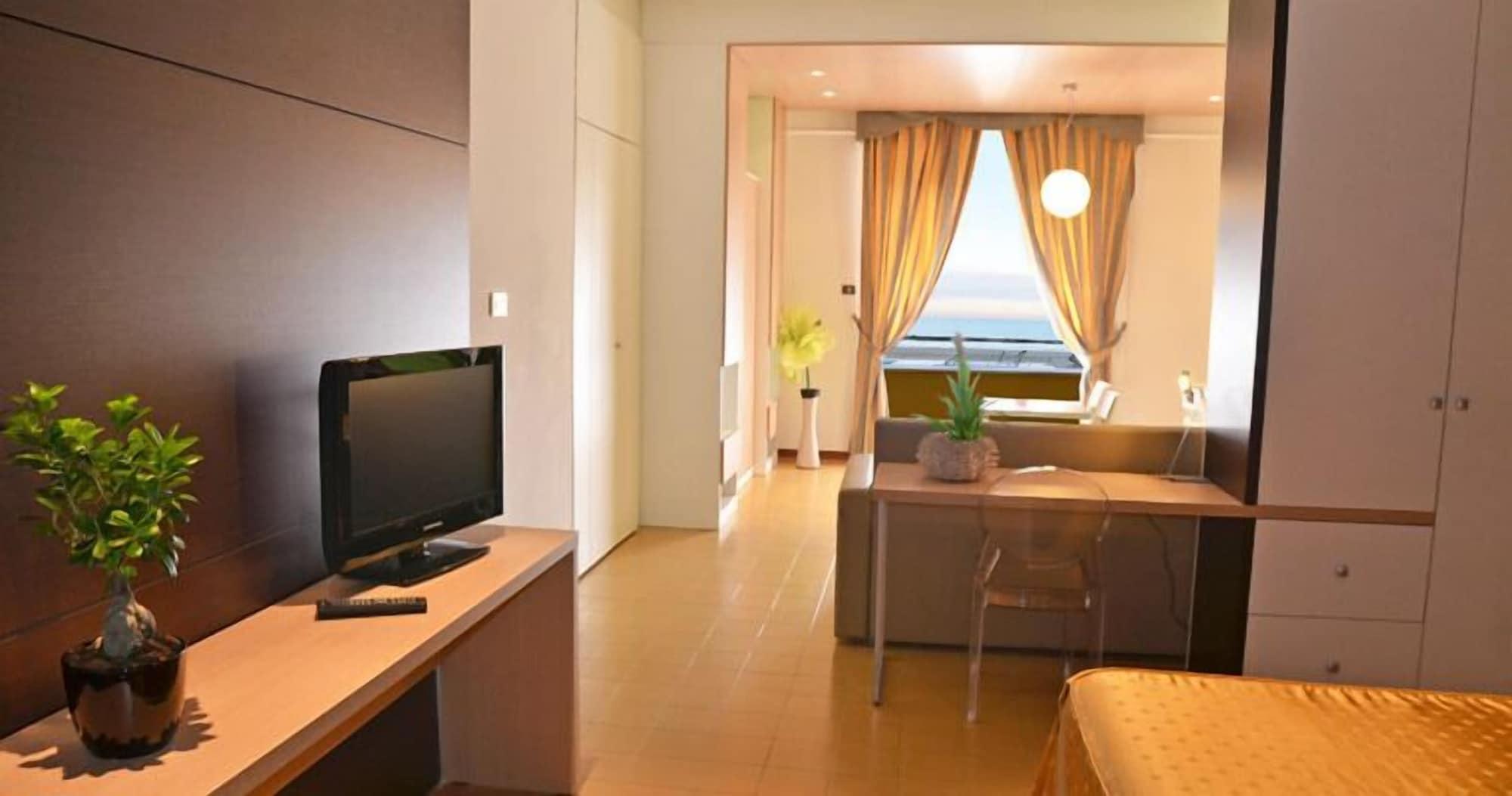 Grand Eurhotel Montesilvano Marina Dış mekan fotoğraf