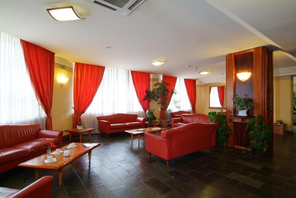Grand Eurhotel Montesilvano Marina Dış mekan fotoğraf