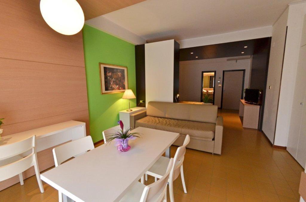 Grand Eurhotel Montesilvano Marina Dış mekan fotoğraf